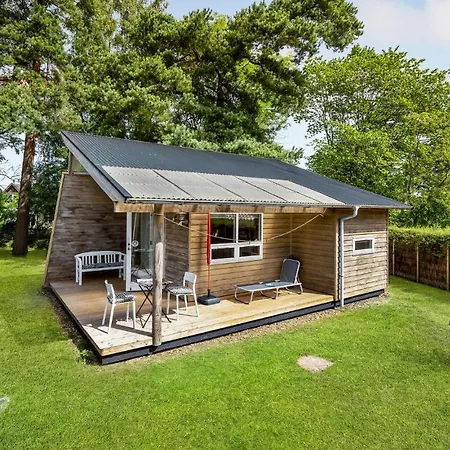 Holiday home 1 Bedroom Awesome In Vaeggerlose *