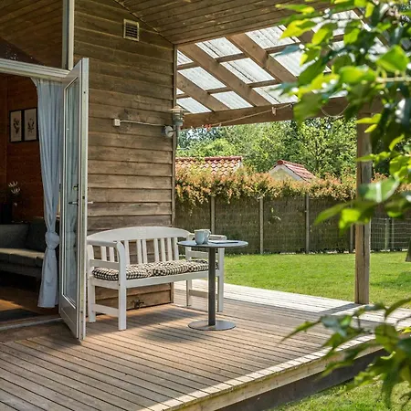 1 Bedroom Awesome In Vaeggerlose Bøtø By