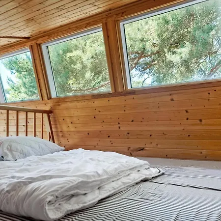 1 Bedroom Awesome In Vaeggerlose *