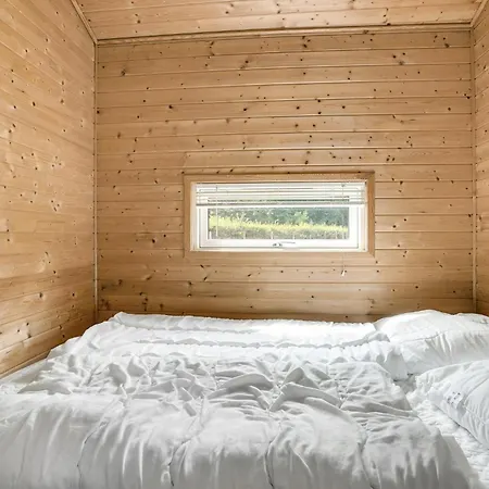 Σπίτι διακοπών 1 Bedroom Awesome In Vaeggerlose *